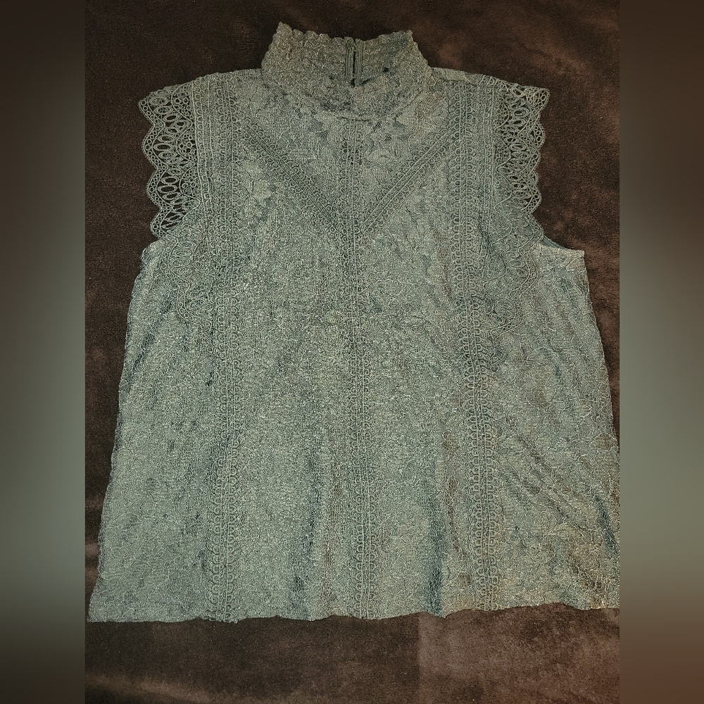 Flattering Lace Overlay Sleeveless/Fluttering Shirt In Army Green, Khaki Green